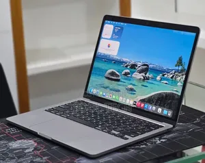 New Laptop Apple MacBook Pro 2022 M2 16GB Apple M2 SSD 512GB