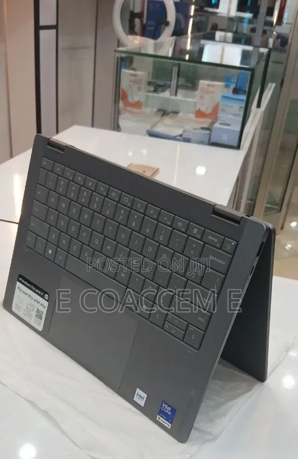 New Laptop HP 16GB Intel Core Ultra 7 SSD 1T