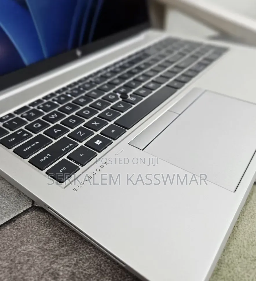 New Laptop HP EliteBook 850 G8 16GB Intel Core i7 SSD 512GB