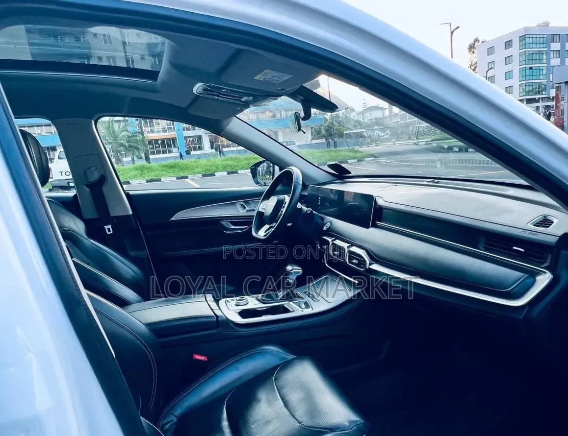 Jetour X70 Plus 2023 White