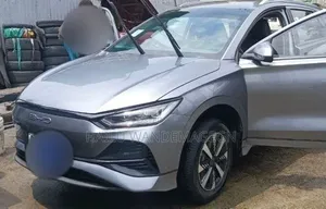 New BYD E2 43 kWh 94 hp FWD 2025 Gray