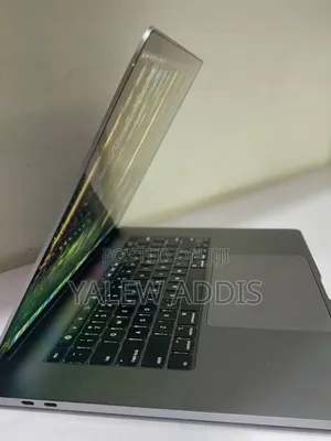New Laptop Apple MacBook Pro 2019 16GB Intel Core i9 SSD 1T