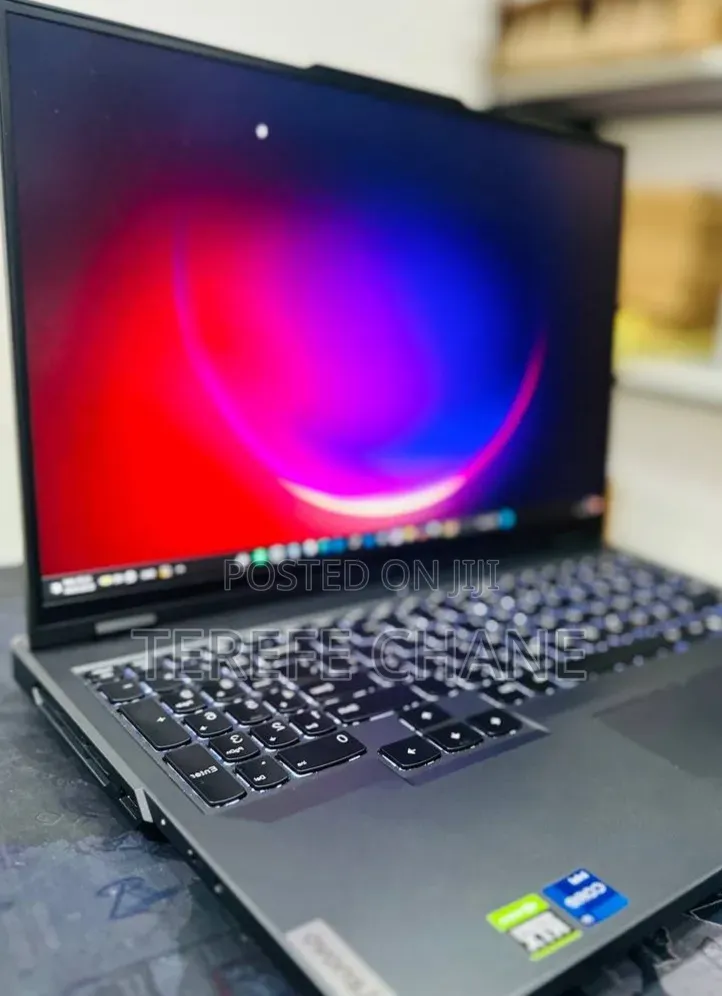 New Laptop Lenovo Legion Y520 16GB Intel Core i9 SSD 1T