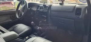 Toyota Hilux 2004 Black