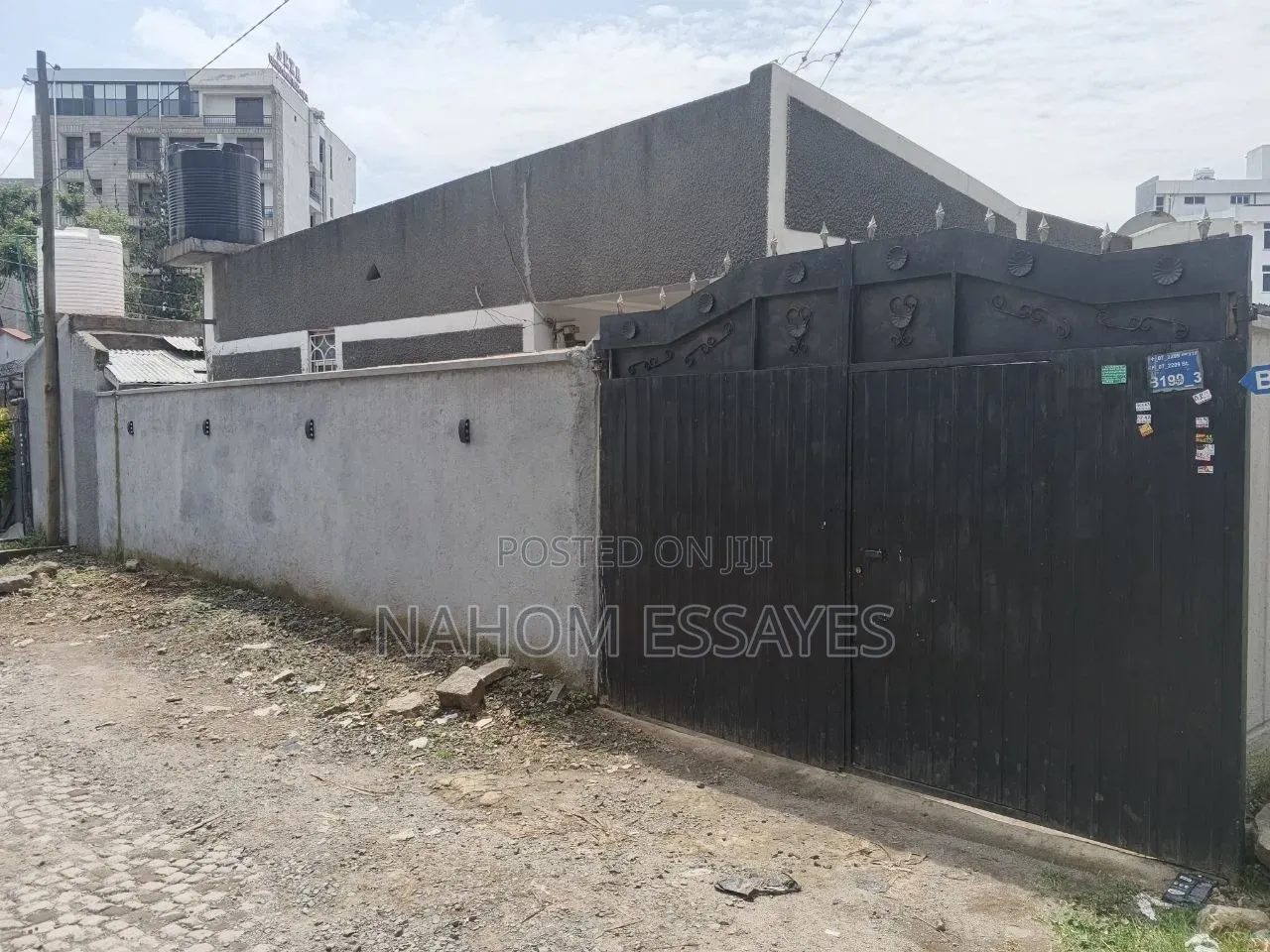 Furnished 3bdrm House in Kolfe Keranio for sale