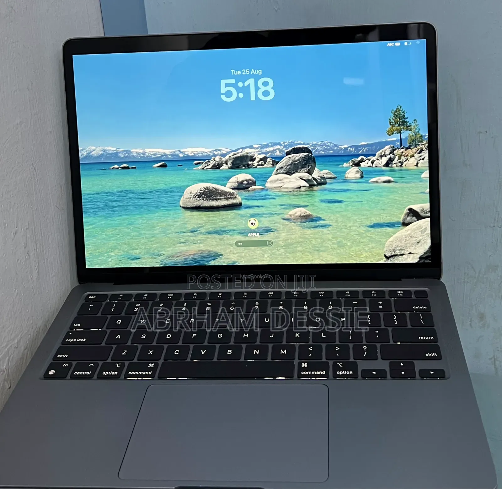 New Laptop Apple MacBook Air 2020 M1 8GB Apple M1 SSD 256GB