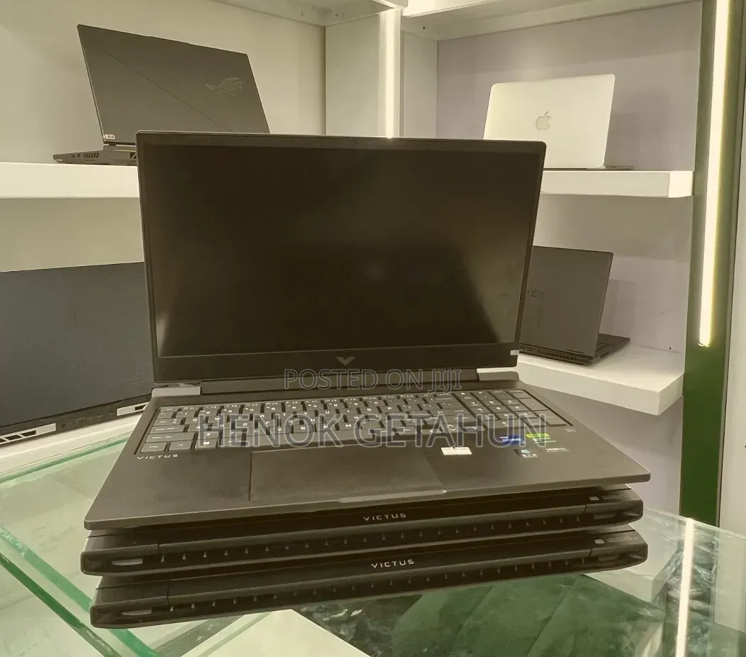 New Laptop HP Victus 16 16GB Intel Core i7 SSD 1T