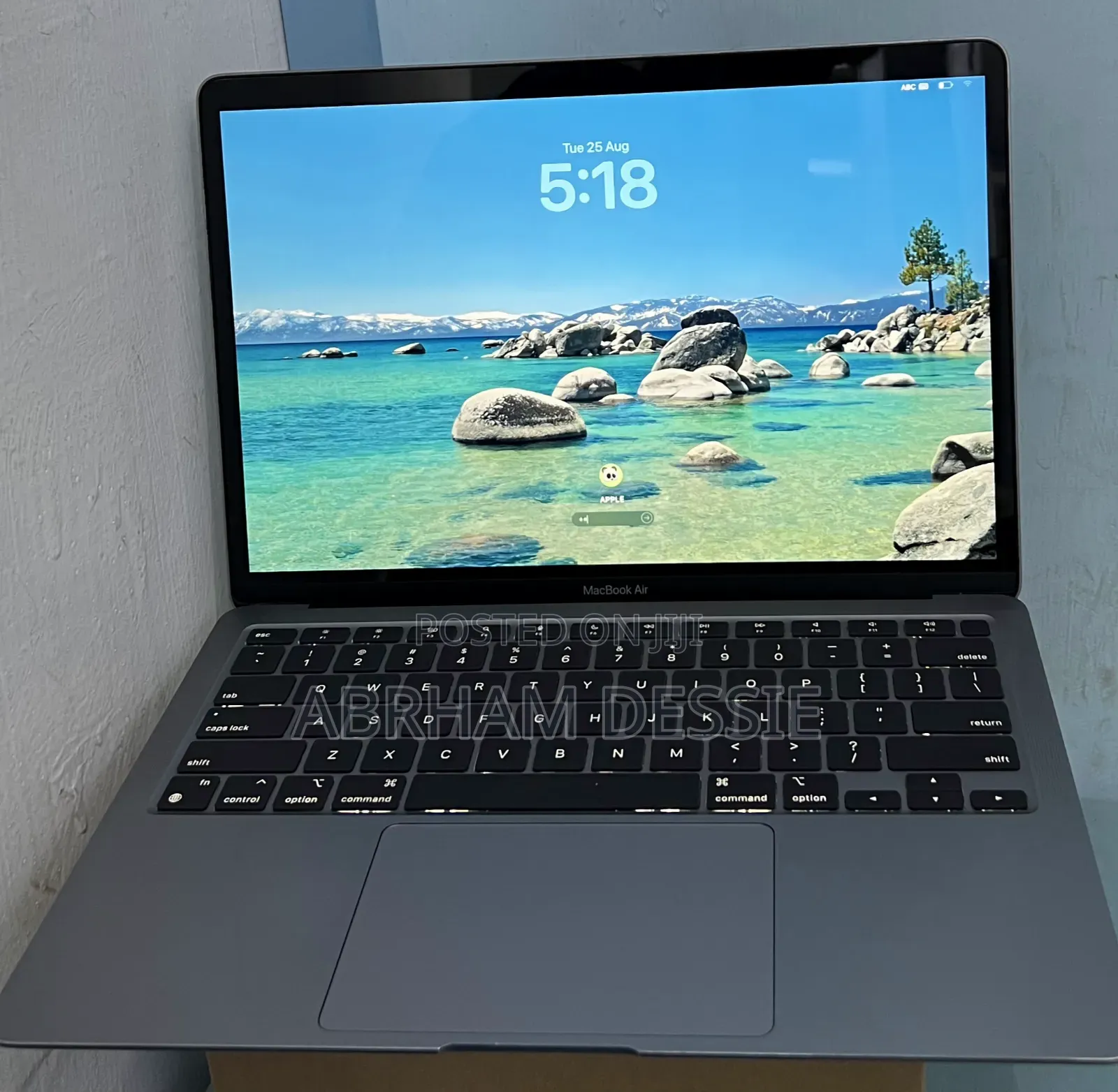New Laptop Apple MacBook Air 2020 M1 8GB Apple M1 SSD 256GB