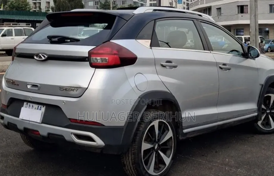 Chery Tiggo 2 2022 Silver