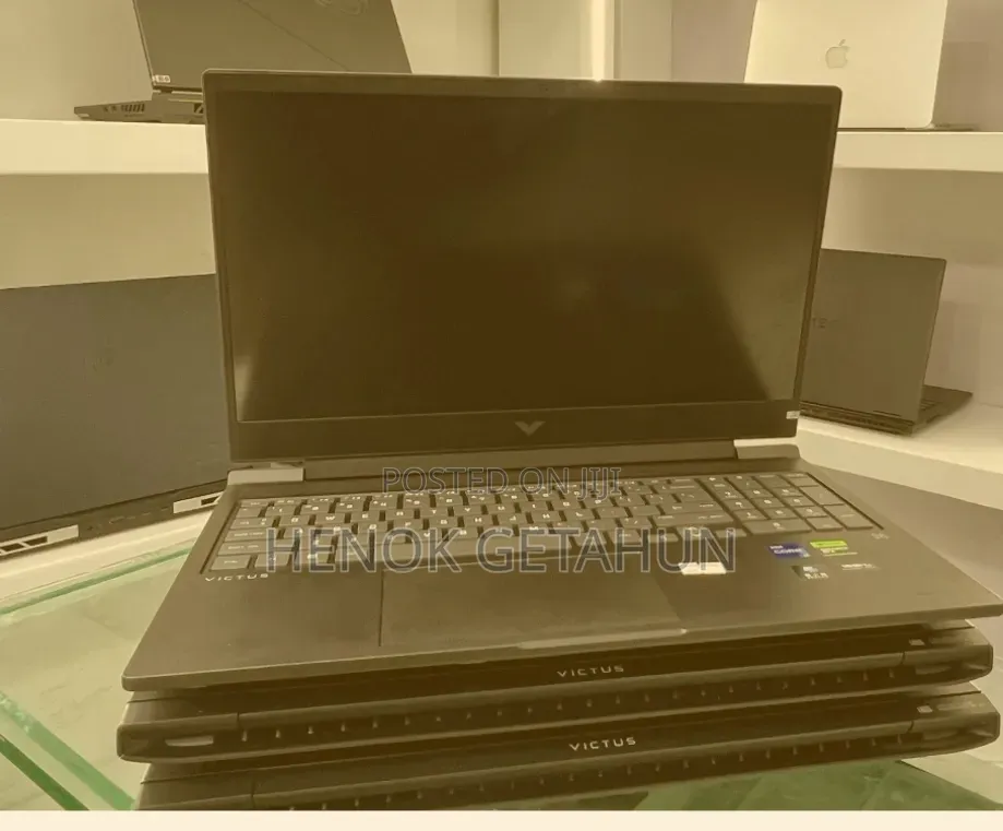 New Laptop HP Victus 16 16GB Intel Core i7 SSD 1T