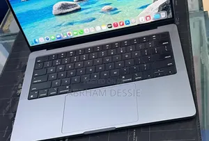 New Laptop Apple MacBook Pro 2021 M1 16GB Apple M1 SSD 512GB