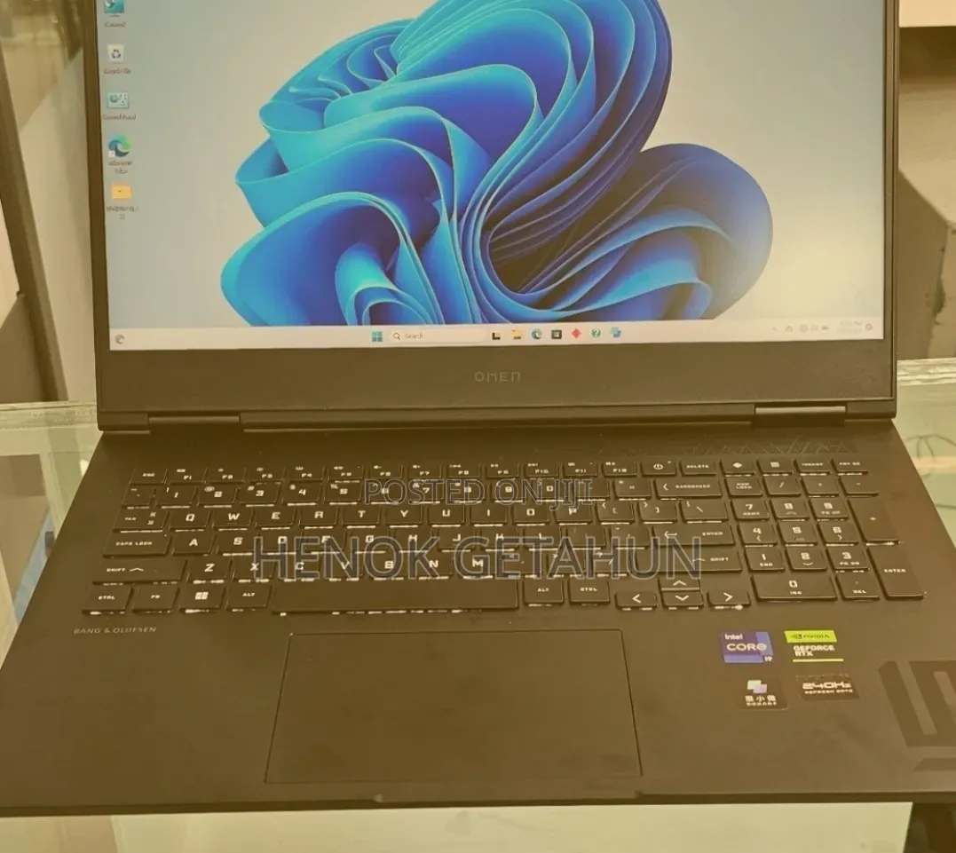 New Laptop HP Omen 16 16GB Intel Core i9 SSD 1T