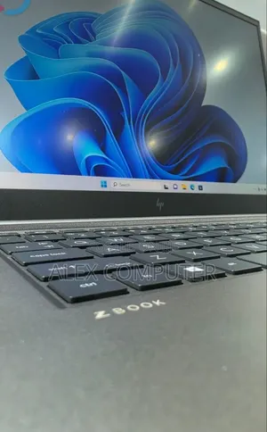 New Laptop HP Zbook Studio G7 32GB Intel Core i7 SSD 512GB