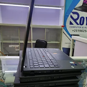 New Laptop Lenovo ThinkPad E14 Gen 5 16GB Intel Core i5 SSD 512GB