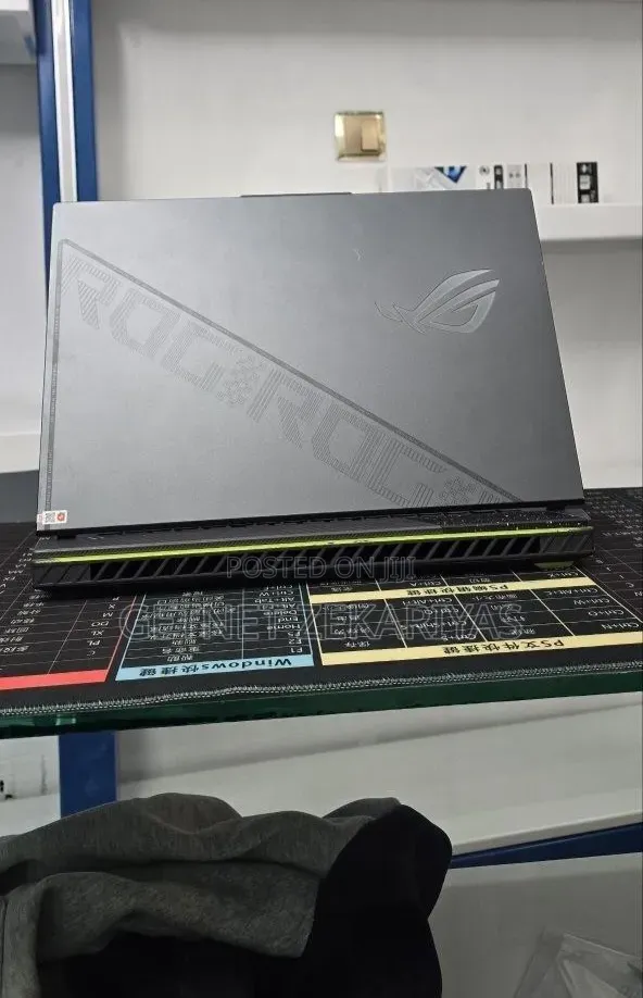 New Laptop Asus ROG Strix G15 16GB Intel Core i9 SSD 1T
