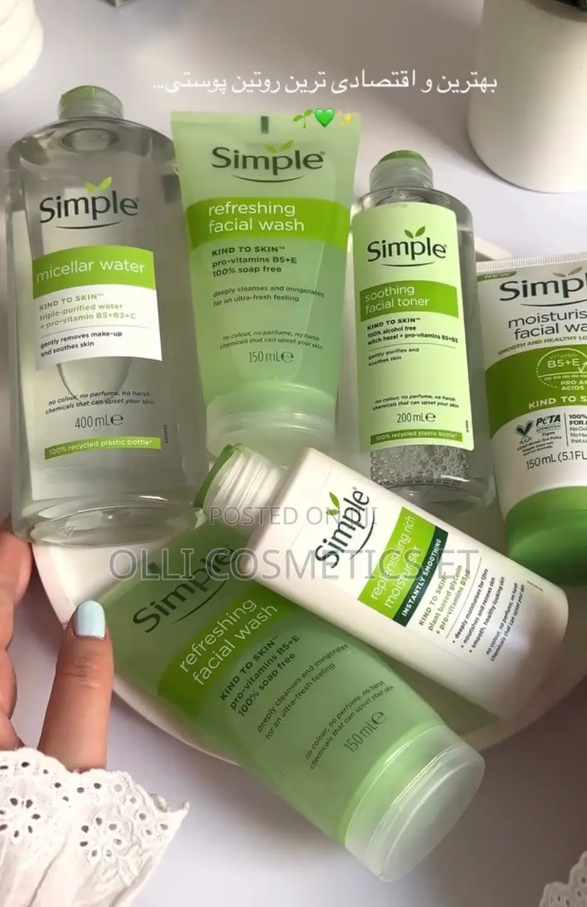Simple Refreshing Facial Wash