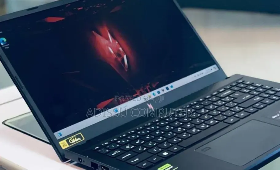 New Laptop Acer Nitro V 14 16GB AMD Ryzen 5 SSD 512GB