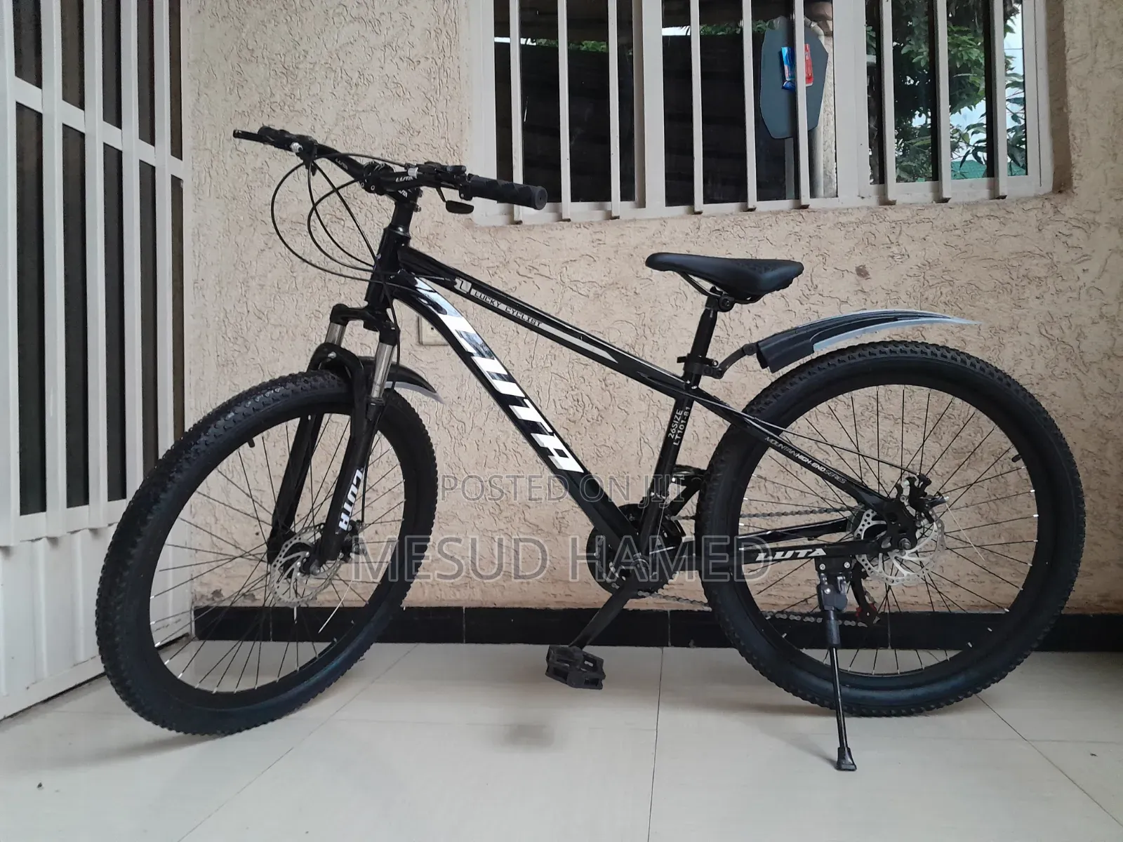 New Bajaj Avenger 150 Street 2023 Black