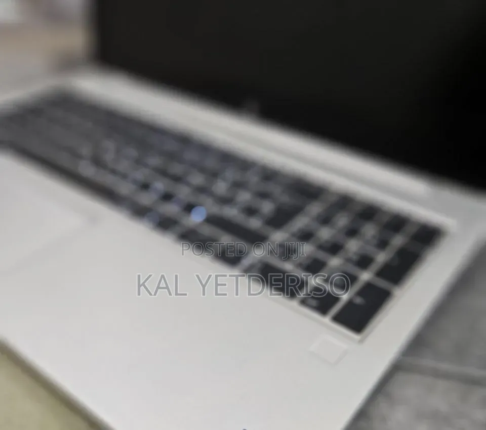 New Laptop HP EliteBook 840 G10 16GB Intel Core i7 SSD 512GB
