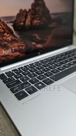 New Laptop HP EliteBook 840 G9 16GB Intel Core i7 SSD 512GB