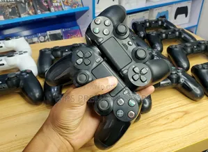 PS4 Original Europe Joystick – Clean & Reliable