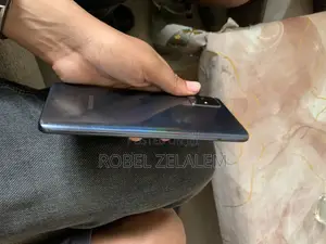 Samsung Galaxy A71 128 GB Blue