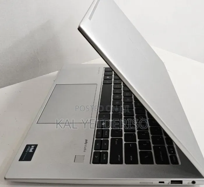 New Laptop HP EliteBook 840 G11 16GB Intel Core Ultra 7 SSD 512GB
