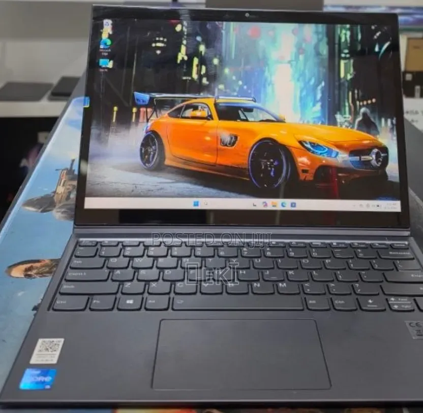New Laptop Lenovo Yoga 7i 16GB Intel Core i5 SSD 512GB