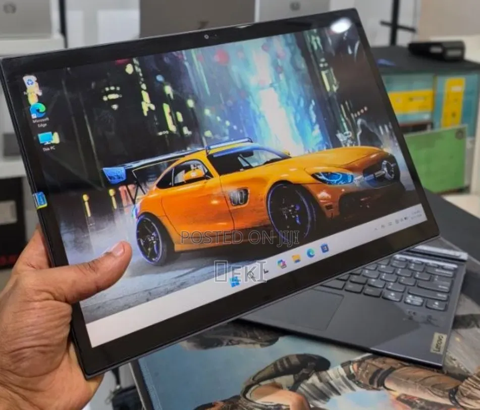 New Laptop Lenovo Yoga 7i 16GB Intel Core i5 SSD 512GB