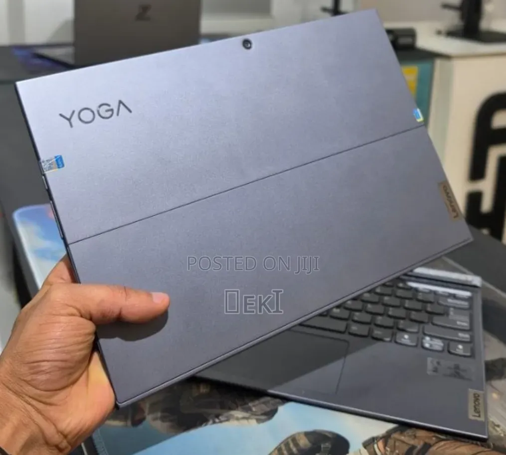New Laptop Lenovo Yoga 7i 16GB Intel Core i5 SSD 512GB