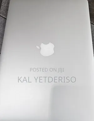 New Laptop Apple MacBook Air 2015 8GB Intel Core i5 SSD 256GB