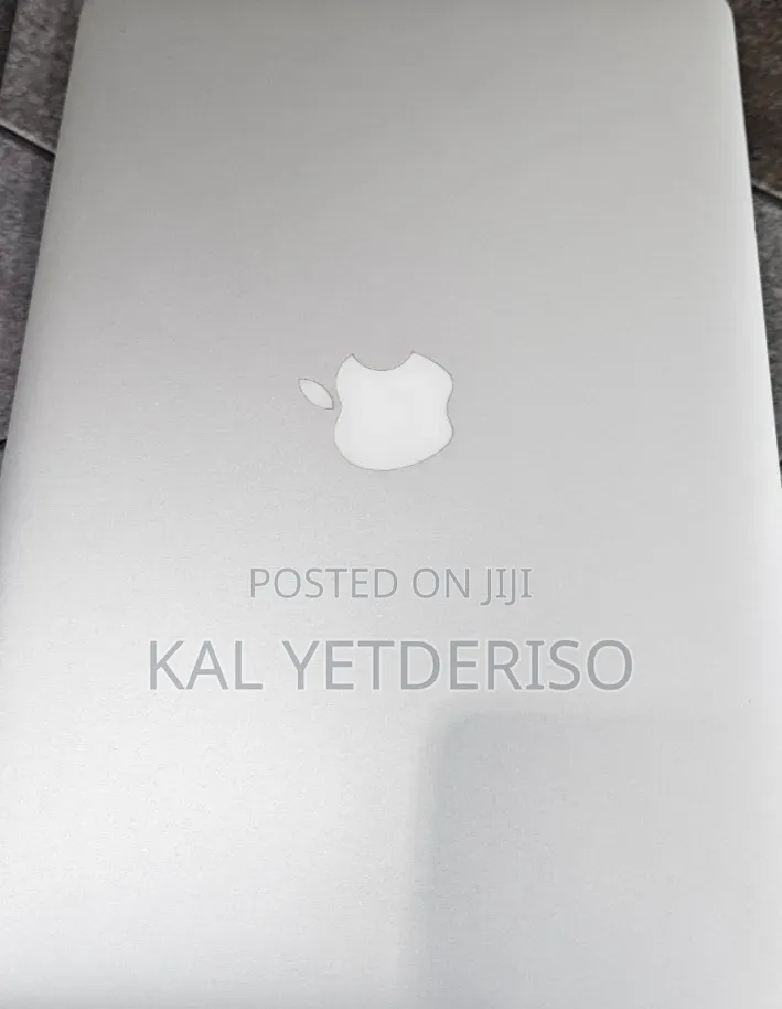 New Laptop Apple MacBook Air 2015 8GB Intel Core i5 SSD 256GB