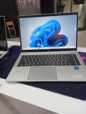 New Laptop HP EliteBook 840 G8 16GB Intel Core i5 SSD 512GB