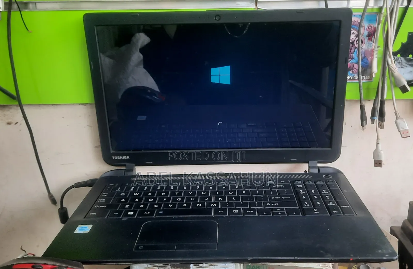 Laptop Toshiba Satellite C55 4GB Intel Celeron HDD 512GB