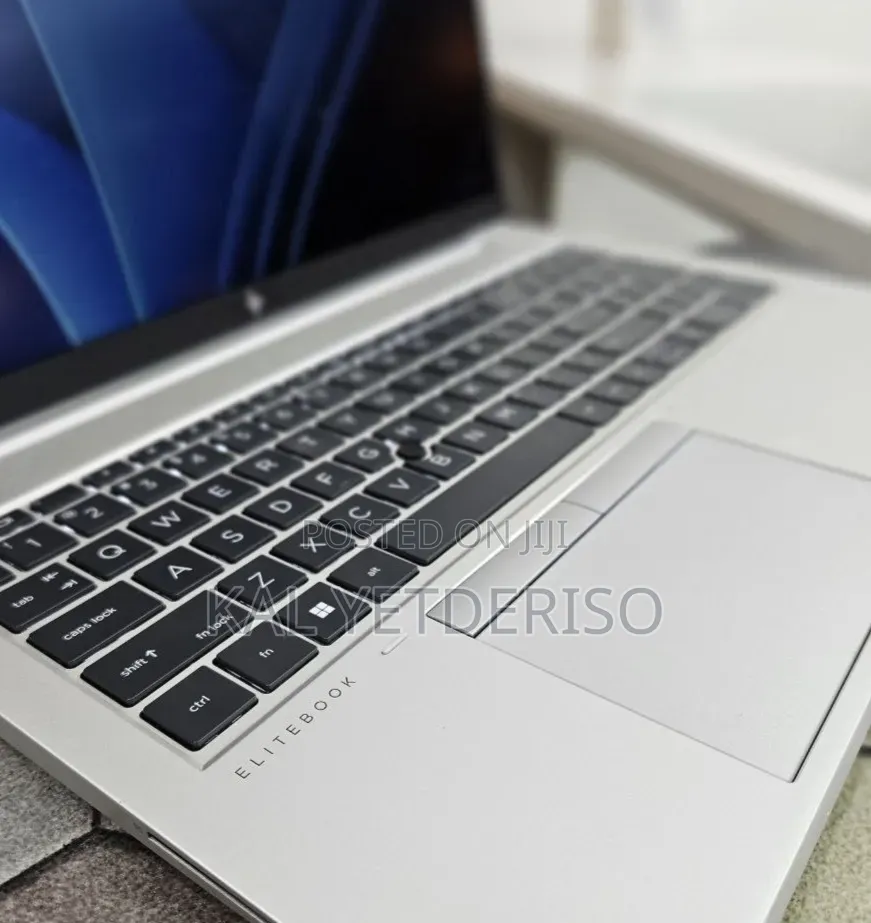 New Laptop HP EliteBook 850 G8 16GB Intel Core i7 SSD 512GB