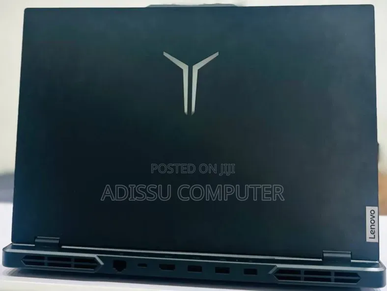 New Laptop Lenovo Legion Pro 7 16GB Intel Core i9 SSD 1T