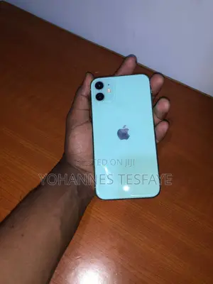 Apple iPhone 11 64 GB Green