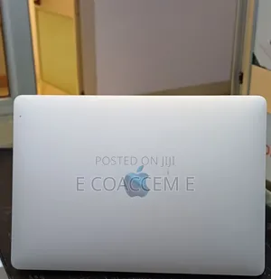 New Laptop Apple MacBook 16GB Apple M1 SSD 512GB