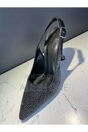 Black Pointed-Toe  Heels,