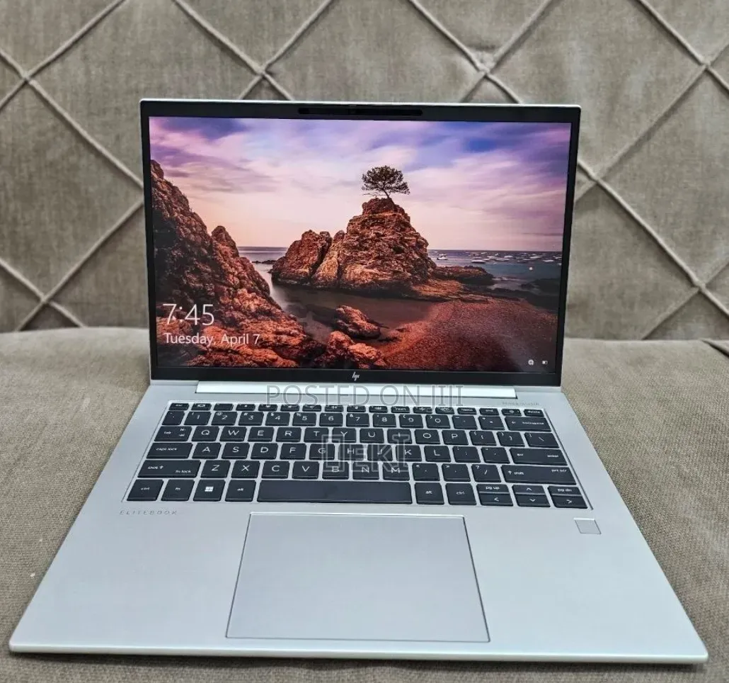 New Laptop HP EliteBook 840 G10 16GB Intel Core i7 SSD 512GB