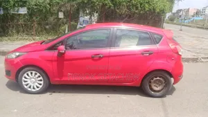 Ford Fiesta 2014 Red
