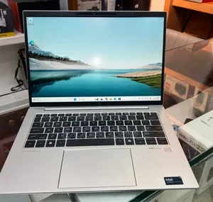 New Laptop HP 16GB Intel Core Ultra 7 SSD 512GB