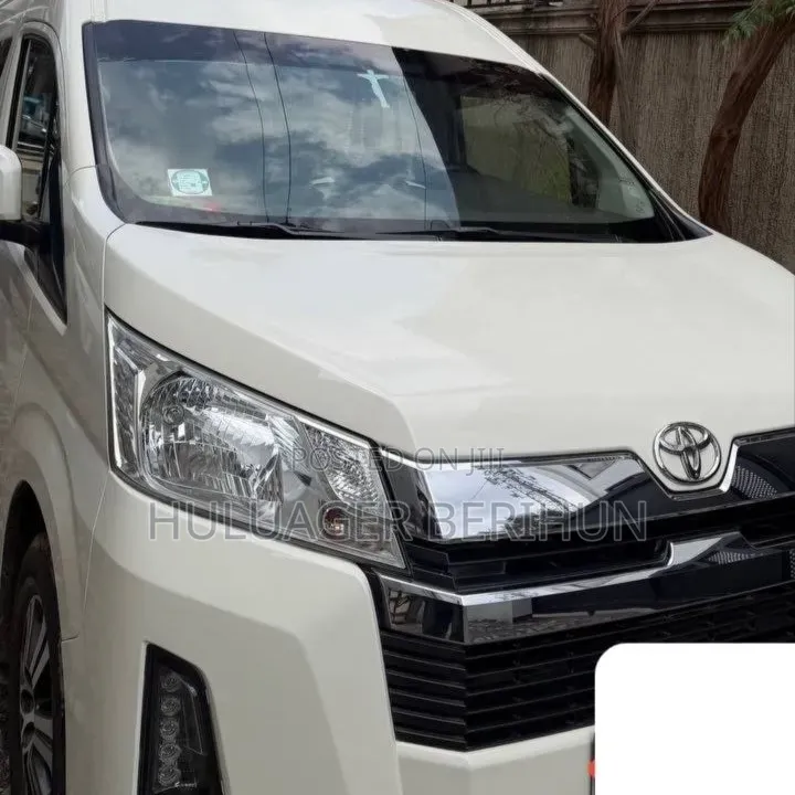 New Toyota Highlander 2022 White