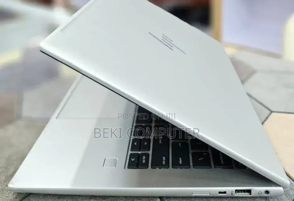 New Laptop HP EliteBook 840 G9 16GB Intel Core i7 SSD 512GB