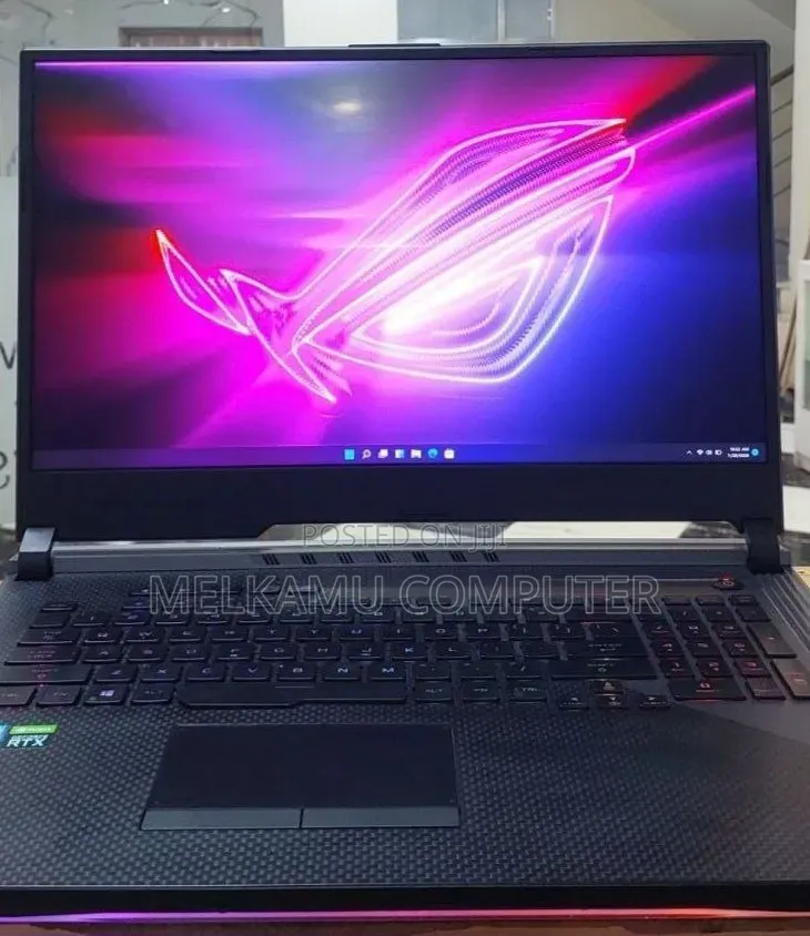 New Laptop Asus ROG Strix G17 16GB Intel Core i7 SSD 256GB