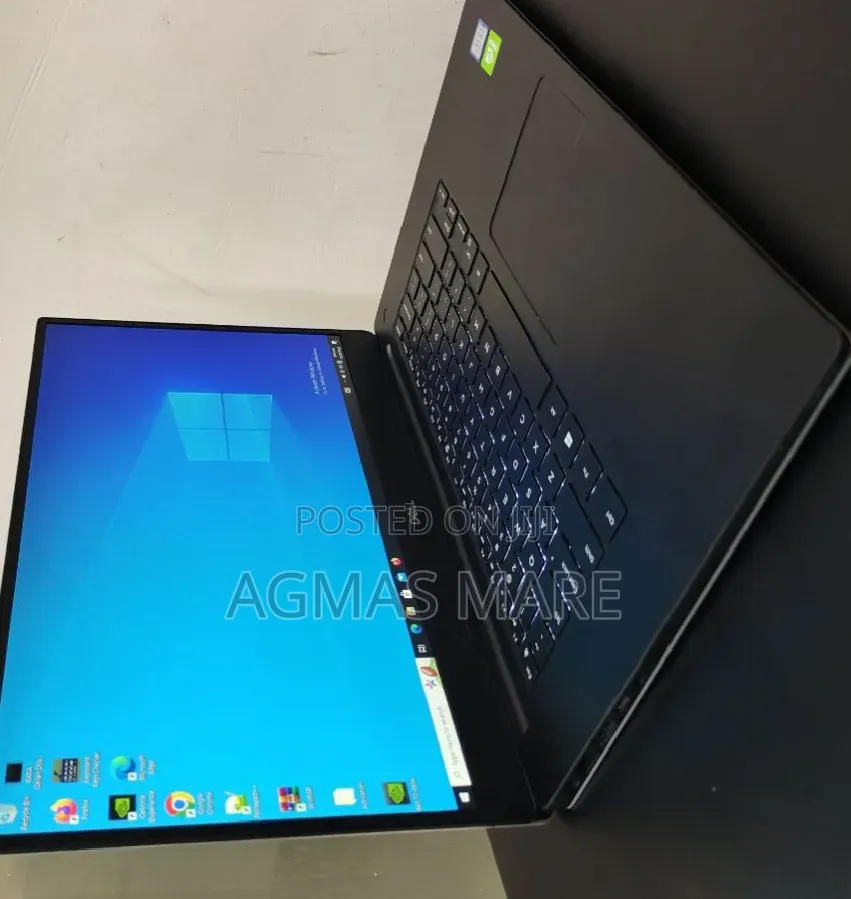 New Laptop Dell XPS 15 16GB Intel Core i7 SSD 512GB