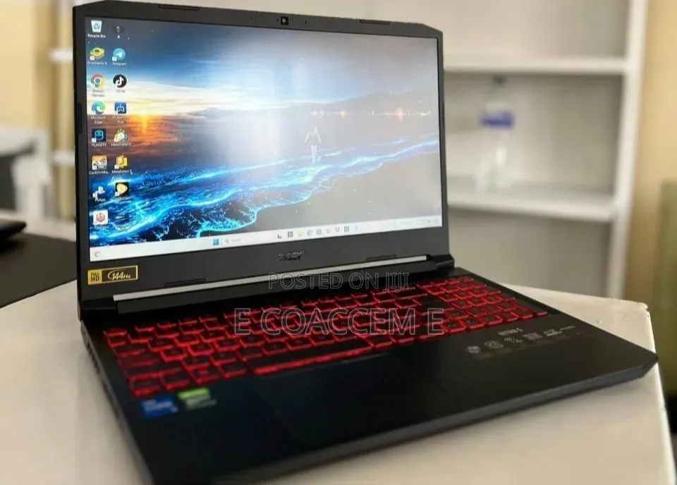 New Laptop Acer 16GB Intel Core i7 SSD 512GB