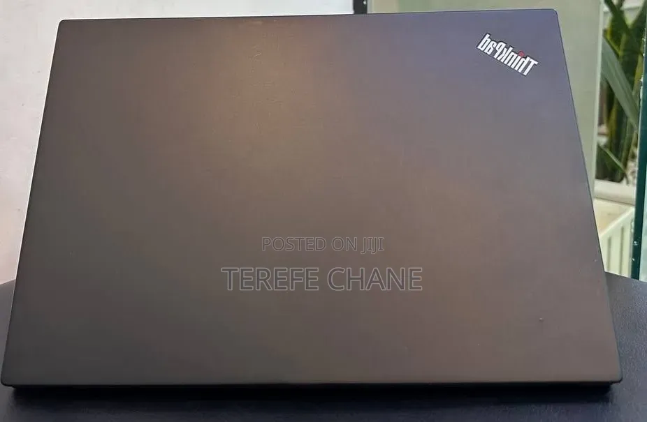 New Laptop Lenovo ThinkPad t495s 16GB AMD Ryzen 7 SSD 512GB