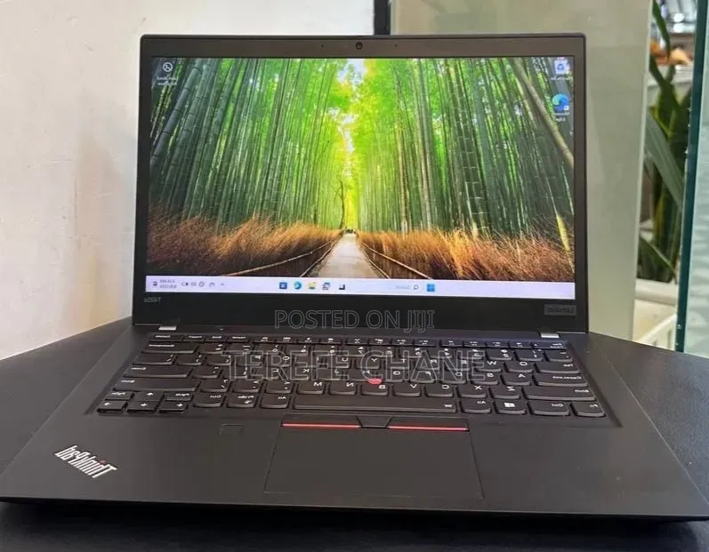 New Laptop Lenovo ThinkPad t495s 16GB AMD Ryzen 7 SSD 512GB