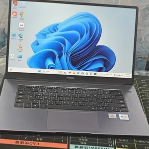 New Laptop Alienware M17x R2 8GB Intel Core i3 SSD 256GB